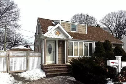 984 Shelburne Drive, Franklin Square, NY 11010 - Photo 1