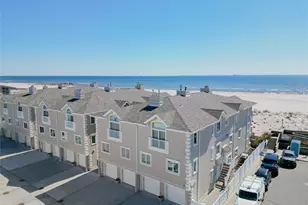 1051 Oceanfront St, Long Beach, NY 11561 - Photo 33