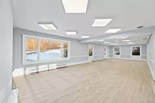 996 Haverstraw Rd, Suffern, NY 10901 - Photo 5