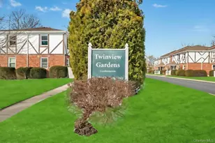 2066 Lakeview Rd, Bellmore, NY 11710 - Photo 35