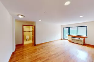 84-14 143rd St, Briarwood, NY 11435 - Photo 3