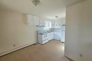 189 Grand Ave, Shirley, NY 11967 - Photo 7