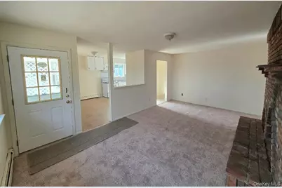 189 Grand Avenue, Shirley, NY 11967 - Photo 5