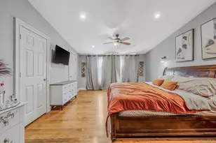 50 E Pine St, Long Beach, NY 11561 - Photo 25