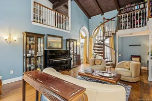 37 Bridle Path, Nissequogue, NY 11780 - Photo 7