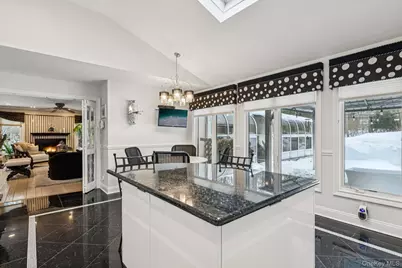 37 Bridle Path, Nissequogue, NY 11780 - Photo 17