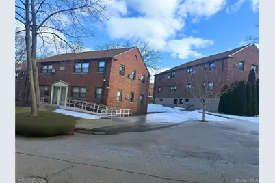 61-21 245th Place #Lower, Douglaston, NY 11362 - Photo 3