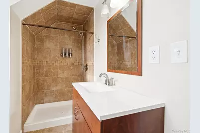 53 Hickory Street, Central Islip, NY 11722 - Photo 27