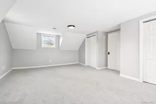 53 Hickory St, Central Islip, NY 11722 - Photo 23