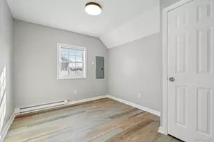 53 Hickory St, Central Islip, NY 11722 - Photo 15