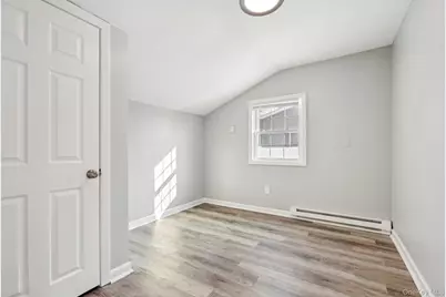 53 Hickory Street, Central Islip, NY 11722 - Photo 17