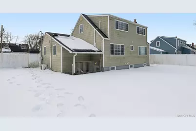 53 Hickory Street, Central Islip, NY 11722 - Photo 37