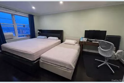 2704 Parsons Boulevard #6B, Flushing, NY 11354 - Photo 7