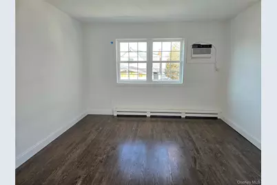 451 E Pine Street #upper, Long Beach, NY 11561 - Photo 15