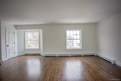 451 E Pine Street #upper, Long Beach, NY 11561 - Photo 7