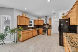 2655 Rocky Point Rd, East Marion, NY 11939 - Photo 13