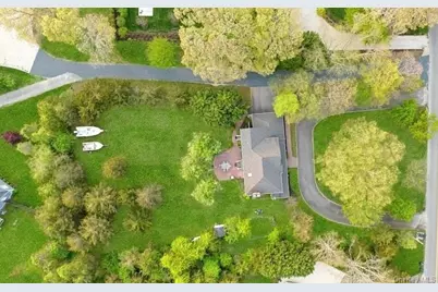 2655 Rocky Point Road, East Marion, NY 11939 - Photo 41