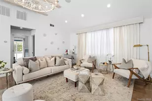 11 Huckleberry Ln E, Hampton Bays, NY 11946 - Photo 3