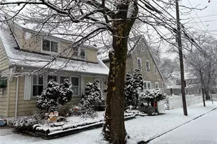 52 Park Ave, Williston Park, NY 11596 - Photo 5