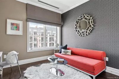 1000 Royal Court #1207, North Hills, NY 11040 - Photo 5