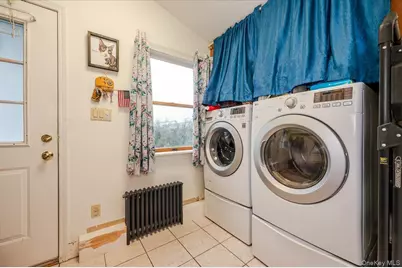 227 Doughty Boulevard, Inwood, NY 11096 - Photo 9