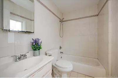 227 Doughty Boulevard, Inwood, NY 11096 - Photo 29