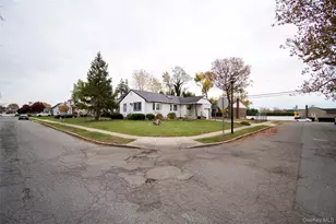 650 Bryant St, East Meadow, NY 11554 - Photo 3