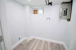 650 Bryant St, East Meadow, NY 11554 - Photo 33