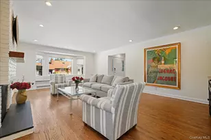 5 Glenwood Ln, East Hills, NY 11577 - Photo 3