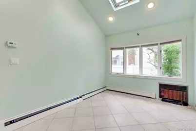 4 Cheshire Road, Bethpage, NY 11714 - Photo 29