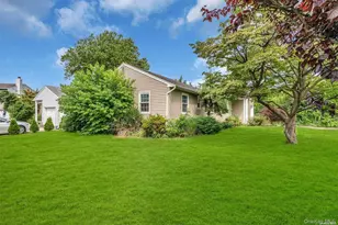 4 Cheshire Rd, Bethpage, NY 11714 - Photo 11