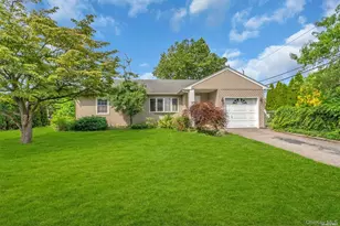 4 Cheshire Rd, Bethpage, NY 11714 - Photo 5