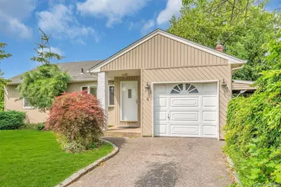 4 Cheshire Road, Bethpage, NY 11714 - Photo 13