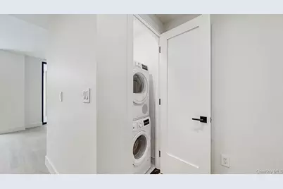 32-57 38th Street #1B, Long Island City, NY 11103 - Photo 9