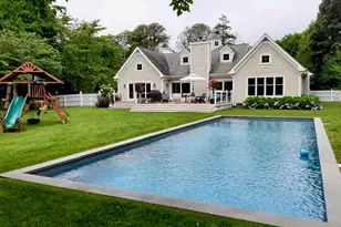 70 S Country Rd, Bellport, NY 11713 - Photo 33