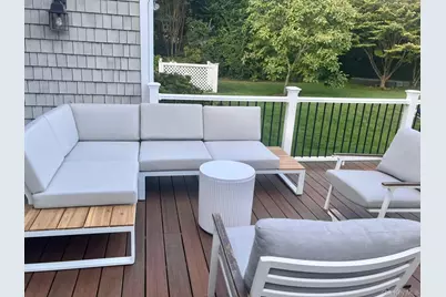 70 S Country Road, Bellport, NY 11713 - Photo 31