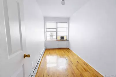 101-25 111th Street #3, Richmond Hill, NY 11419 - Photo 5