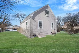 44 Nassau Pkwy, Hempstead, NY 11550 - Photo 5