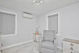 383 White Rd, Mineola, NY 11501 - Photo 11