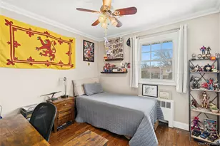 23 Cynthia Ln, East Islip, NY 11730 - Photo 9