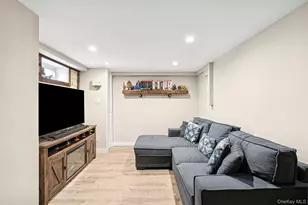 23 Cynthia Ln, East Islip, NY 11730 - Photo 13