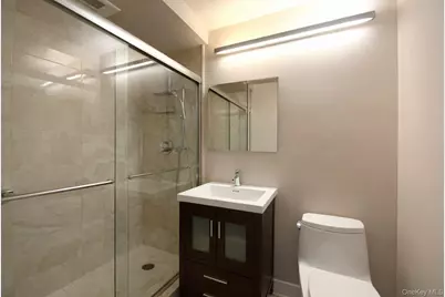 27110 Grand Central Parkway #12H, Floral Park, NY 11005 - Photo 23