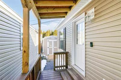 150 #4 Main Street, Islip, NY 11751 - Photo 3