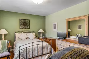 15-28 160th St, Whitestone, NY 11357 - Photo 11