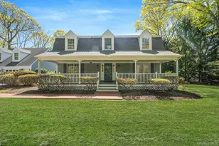 4 Chambord Ct, Shoreham, NY 11786 - Photo 3
