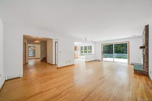 4 Chambord Ct, Shoreham, NY 11786 - Photo 21