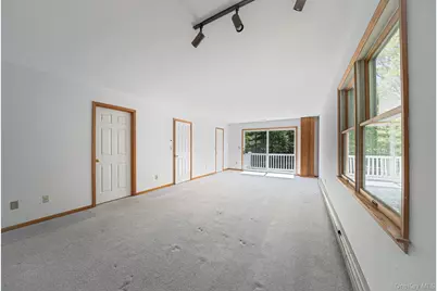 4 Chambord Court, Shoreham, NY 11786 - Photo 41