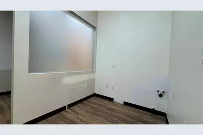 131-07 40th Street, Flushing, NY 11354 - Photo 7