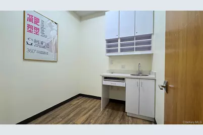 131-07 40th Street, Flushing, NY 11354 - Photo 9