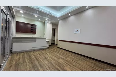 131-07 40th Street, Flushing, NY 11354 - Photo 3